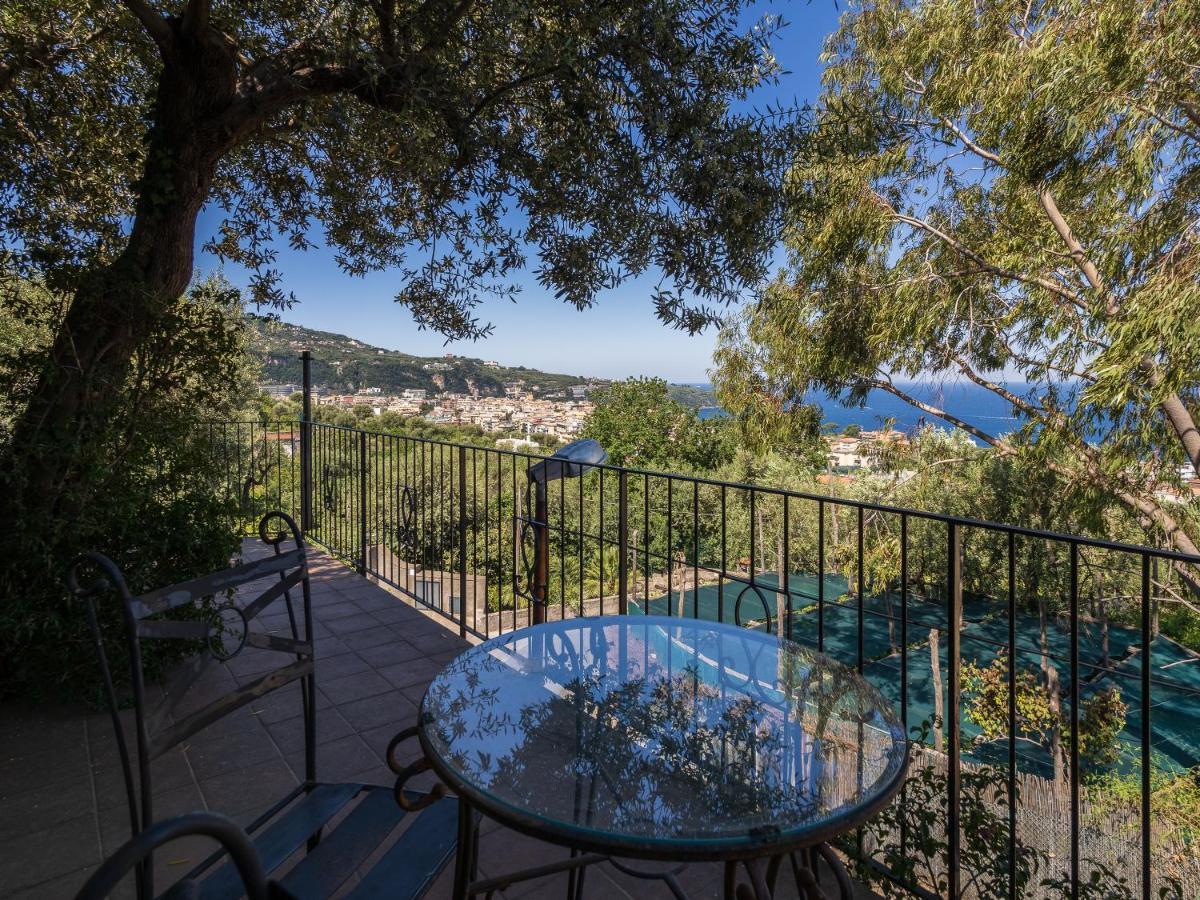 Ulivi Apt Villa Соренто Екстериор снимка